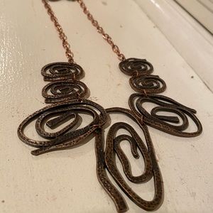 Paparazzi matching necklace and earring set